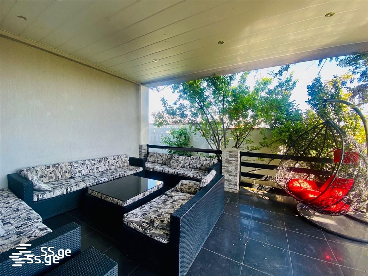 4 Room Private House Daily Rent. Bazaleti view 2