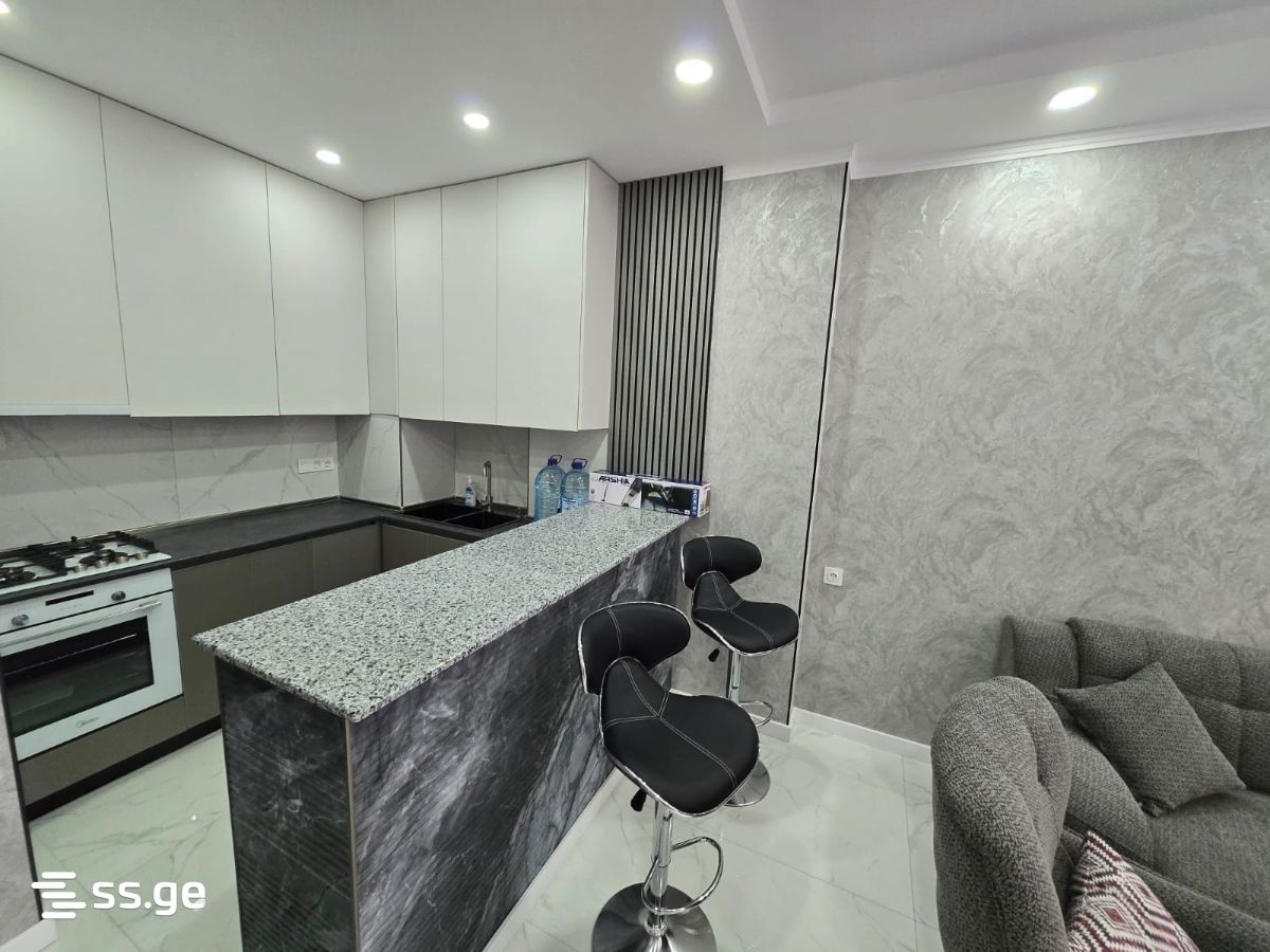 3 room Flat For Sale. Batumi - Bild 4