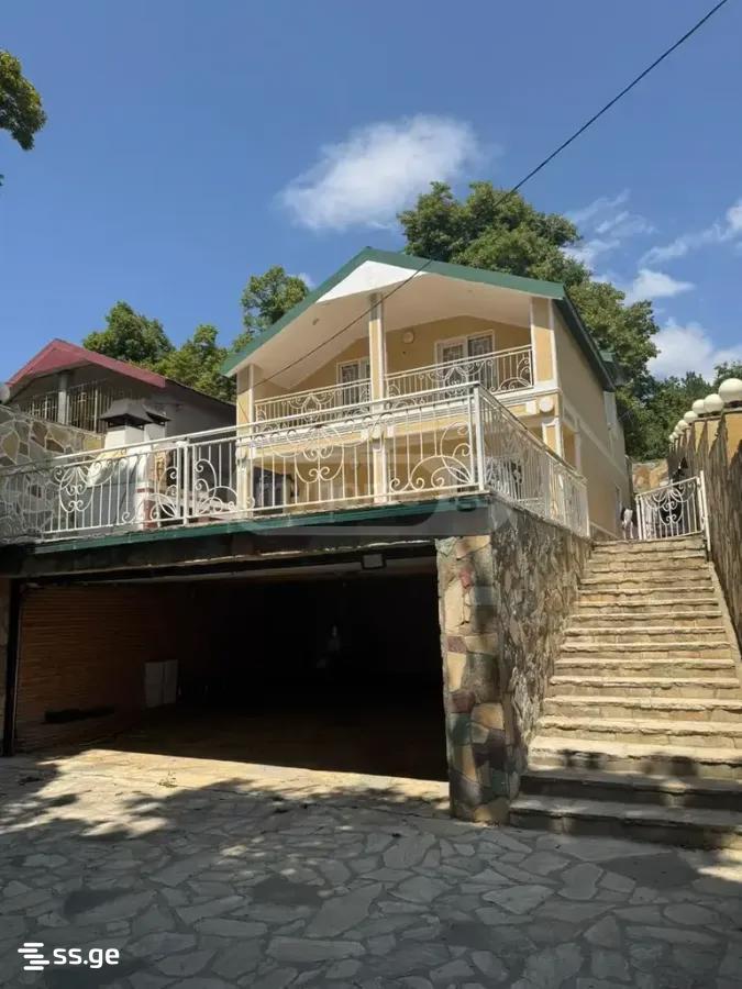 5 Room Private House For Sale view 1