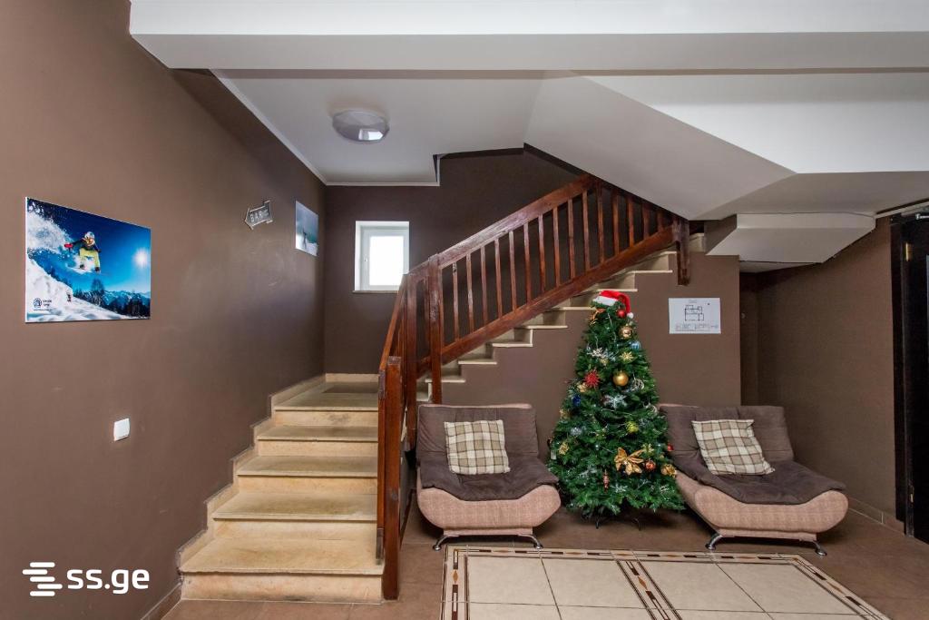 15 Room Hotel For Sale view 8