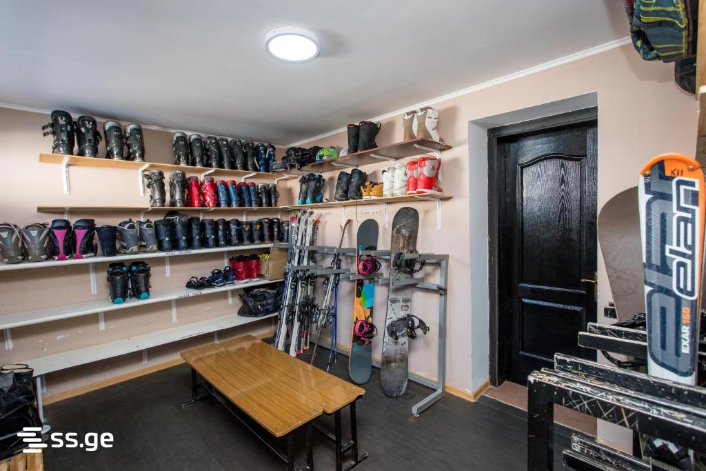 15 Room Hotel For Sale view 4