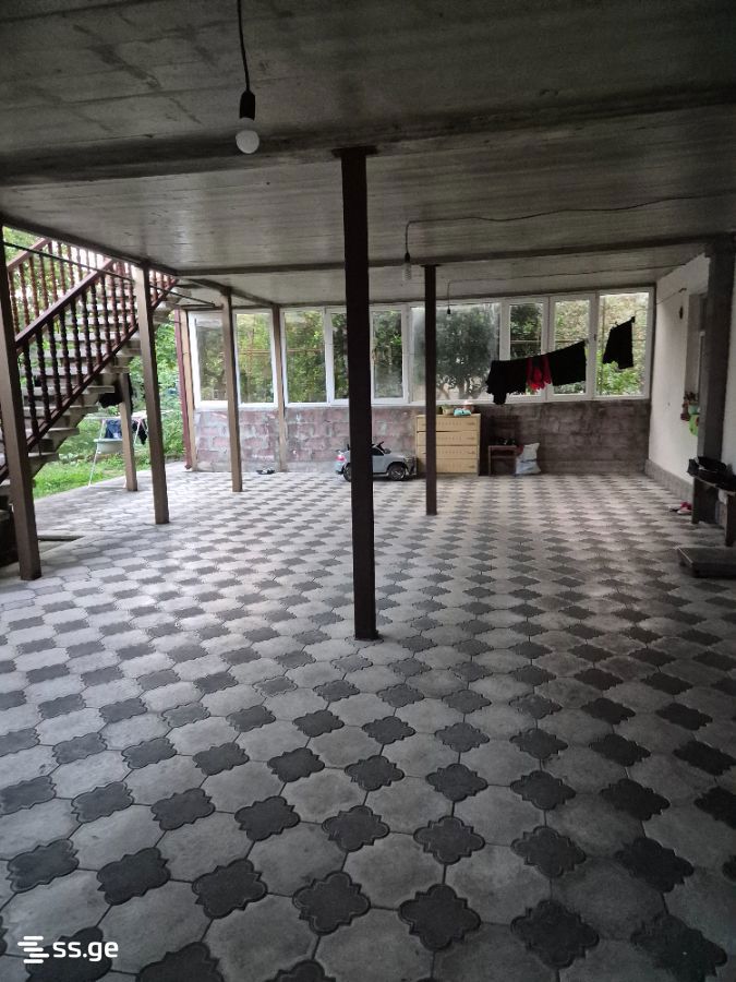 7 Room Private House For Sale view 9