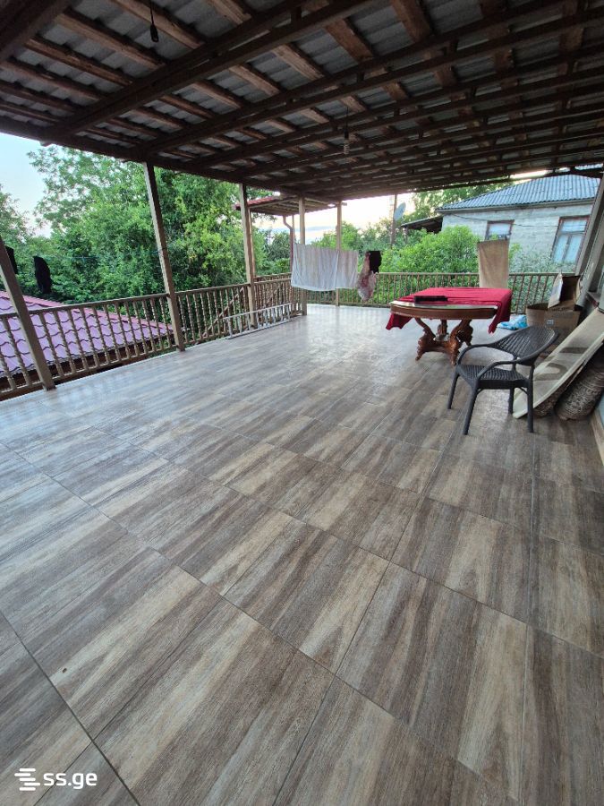7 Room Private House For Sale view 4