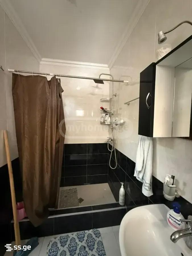 5 Room Private House For Sale view 7