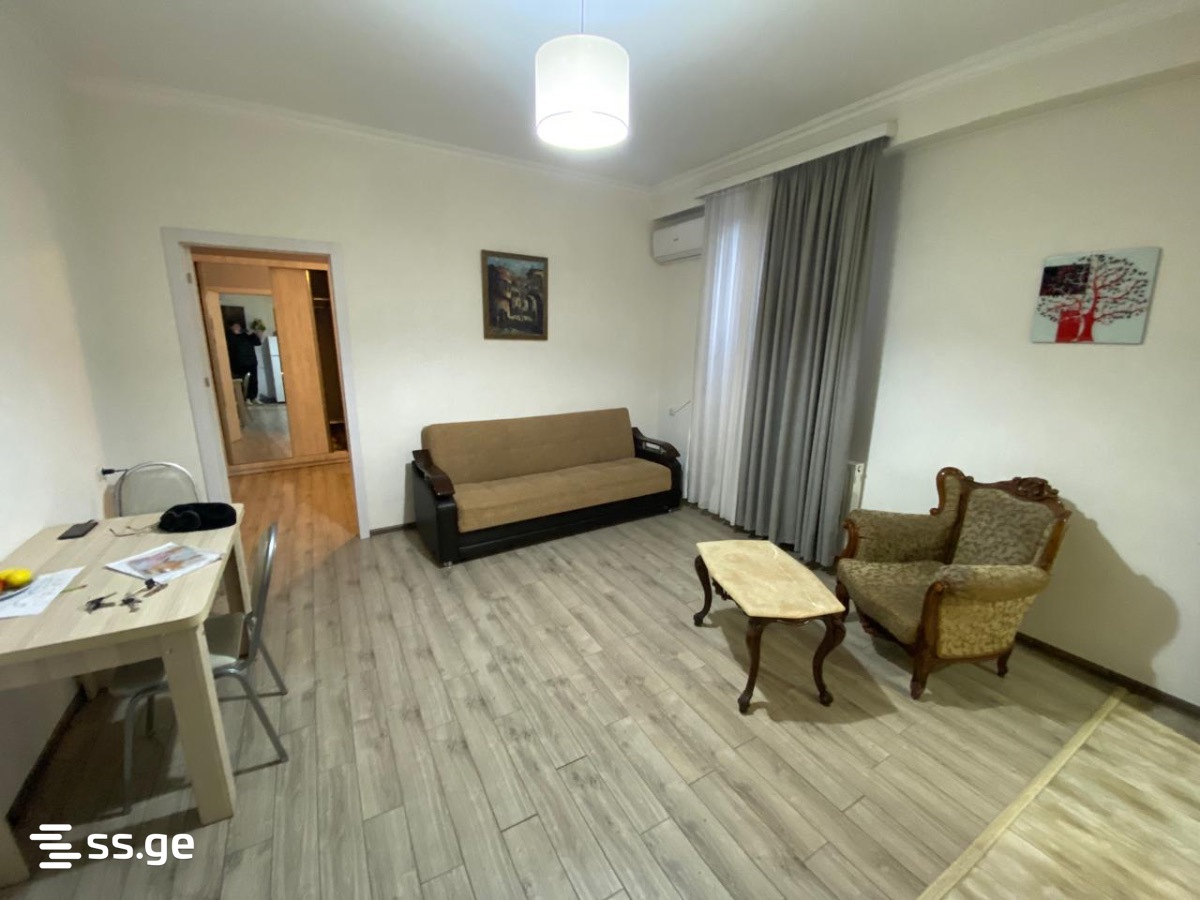 2 room Flat For Sale. Sololaki - Widok 2