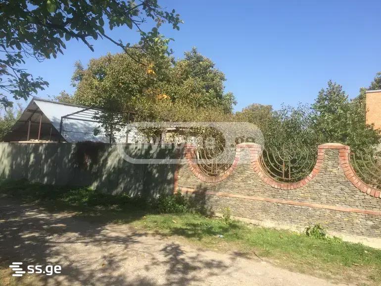 7 Room Private House For Sale view 3
