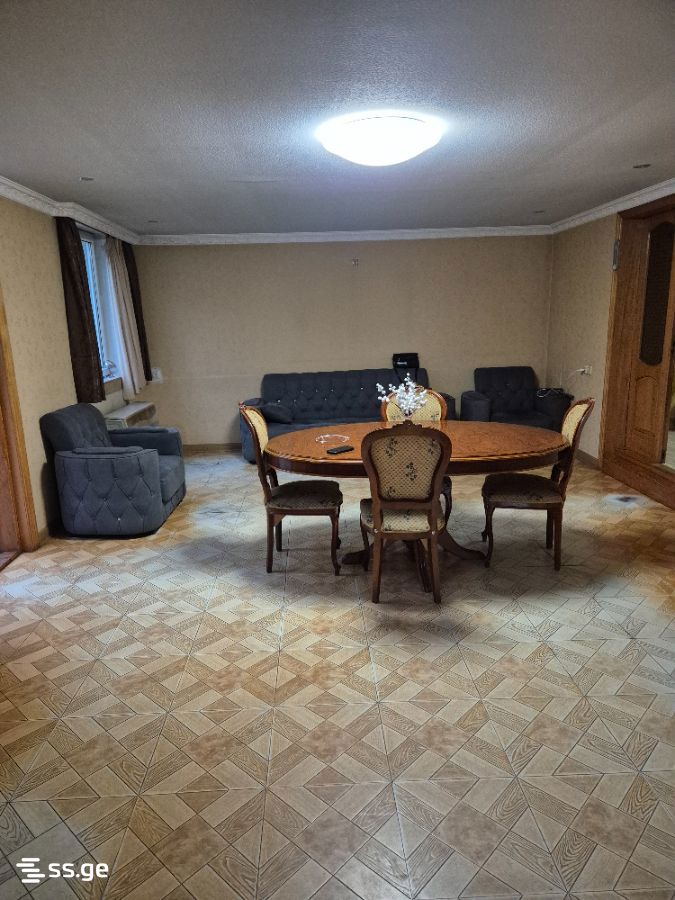 7 Room Private House For Sale view 8