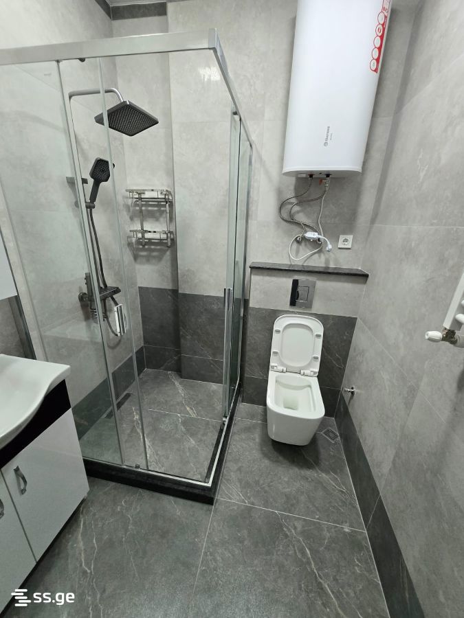 3 room Flat For Sale. Batumi - Bild 2