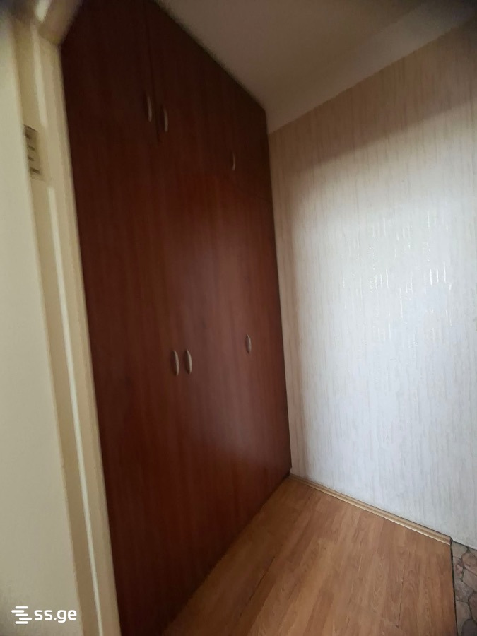 3 Room Flat For Sale view 3