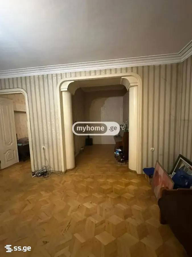 5 Room Private House For Rent. Didube view 36