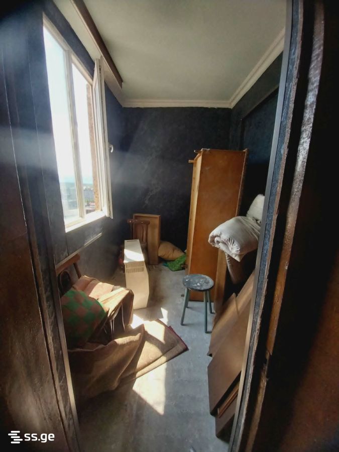 3 Room Flat For Sale view 9