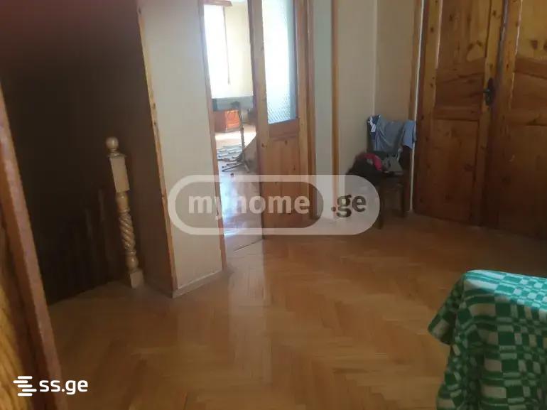 7 Room Private House For Sale view 14