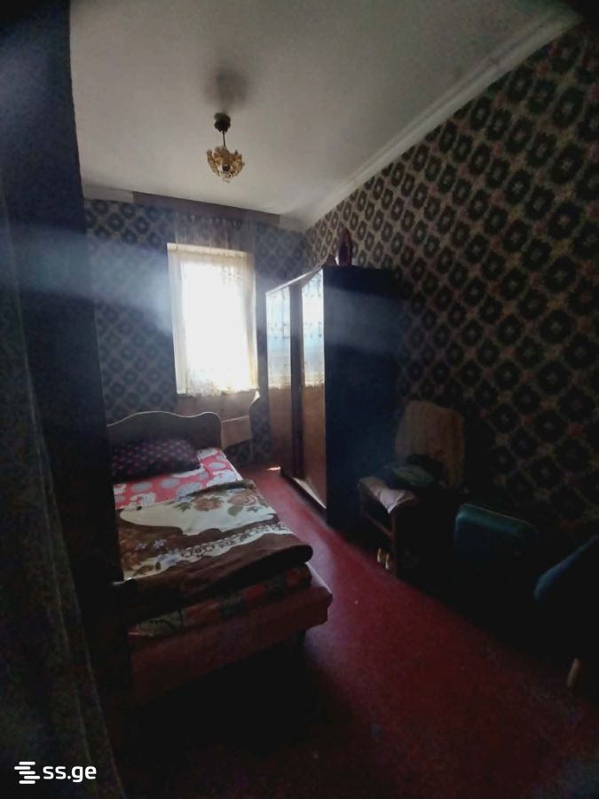 3 Room Flat For Sale view 3