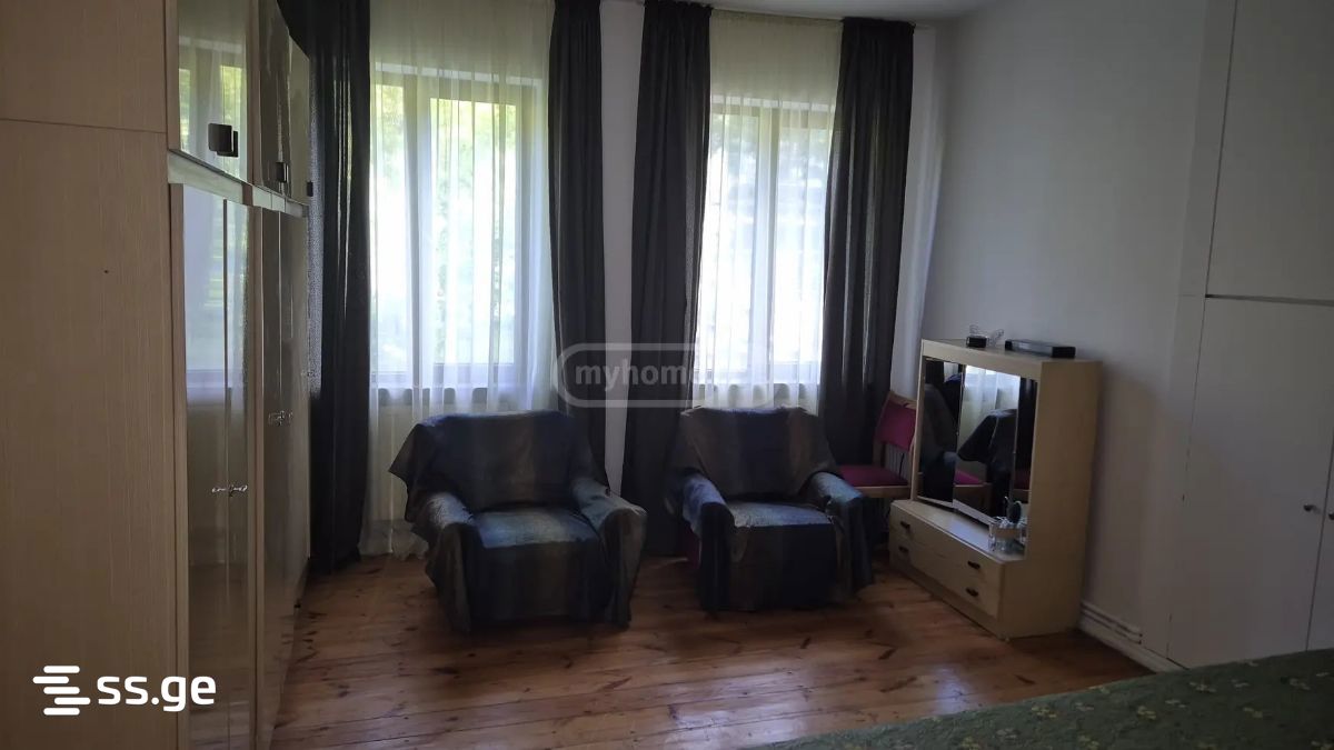 6 Room Summer Cottage For Rent. Mtskheta view 4