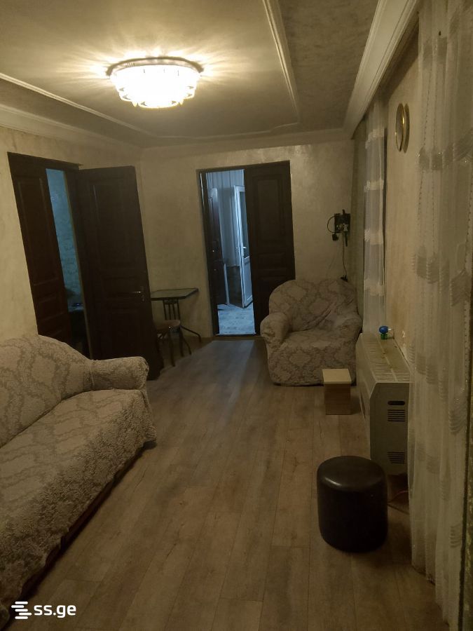 4 Room Private House For Rent. Tsikhisdziri view 11