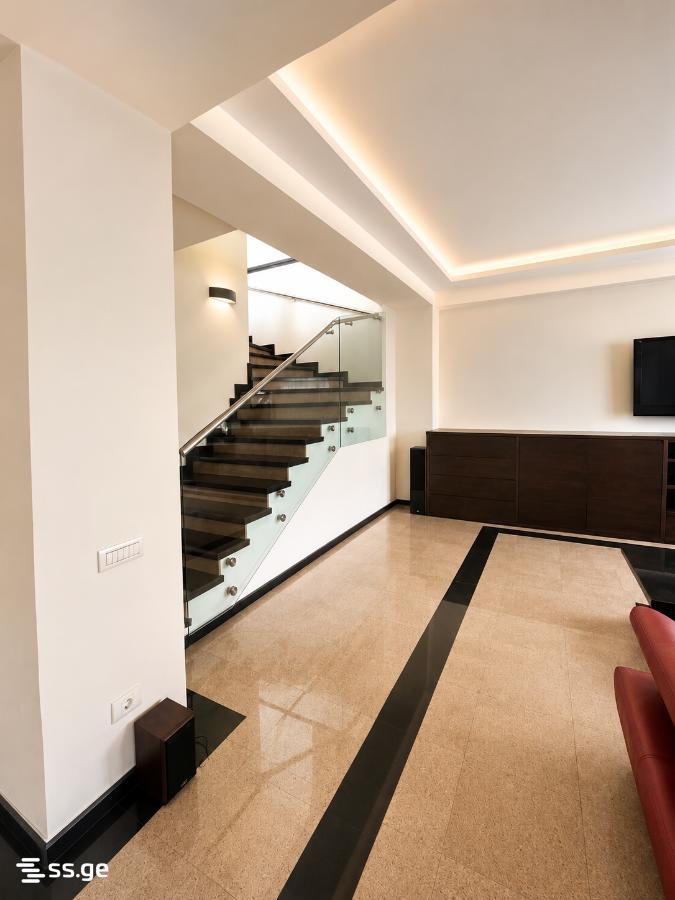 5 Room Flat For Rent. Avlabari view 2