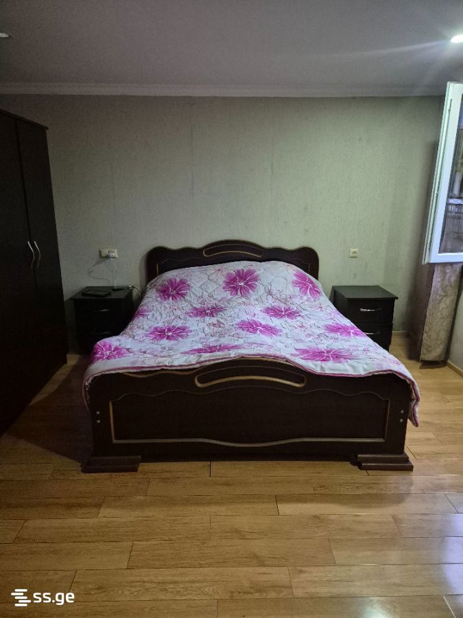 7 Room Private House For Sale view 13