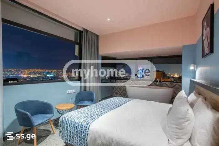22 Room Hotel For Rent. Vera view 14