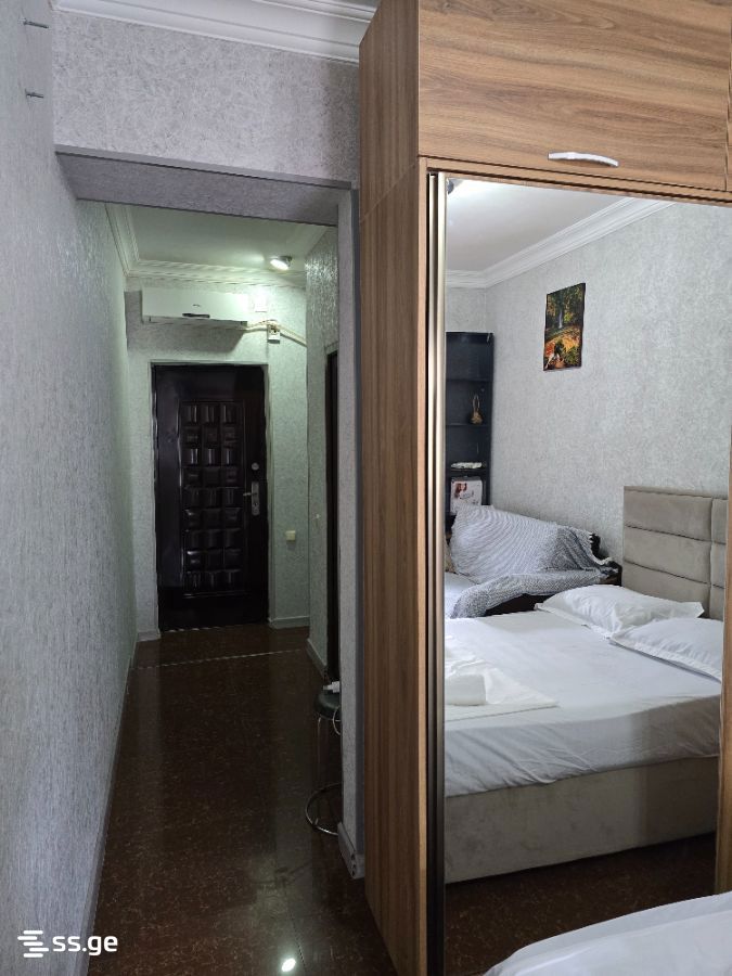 1 room Flat Daily rent. Batumi - Bild 6