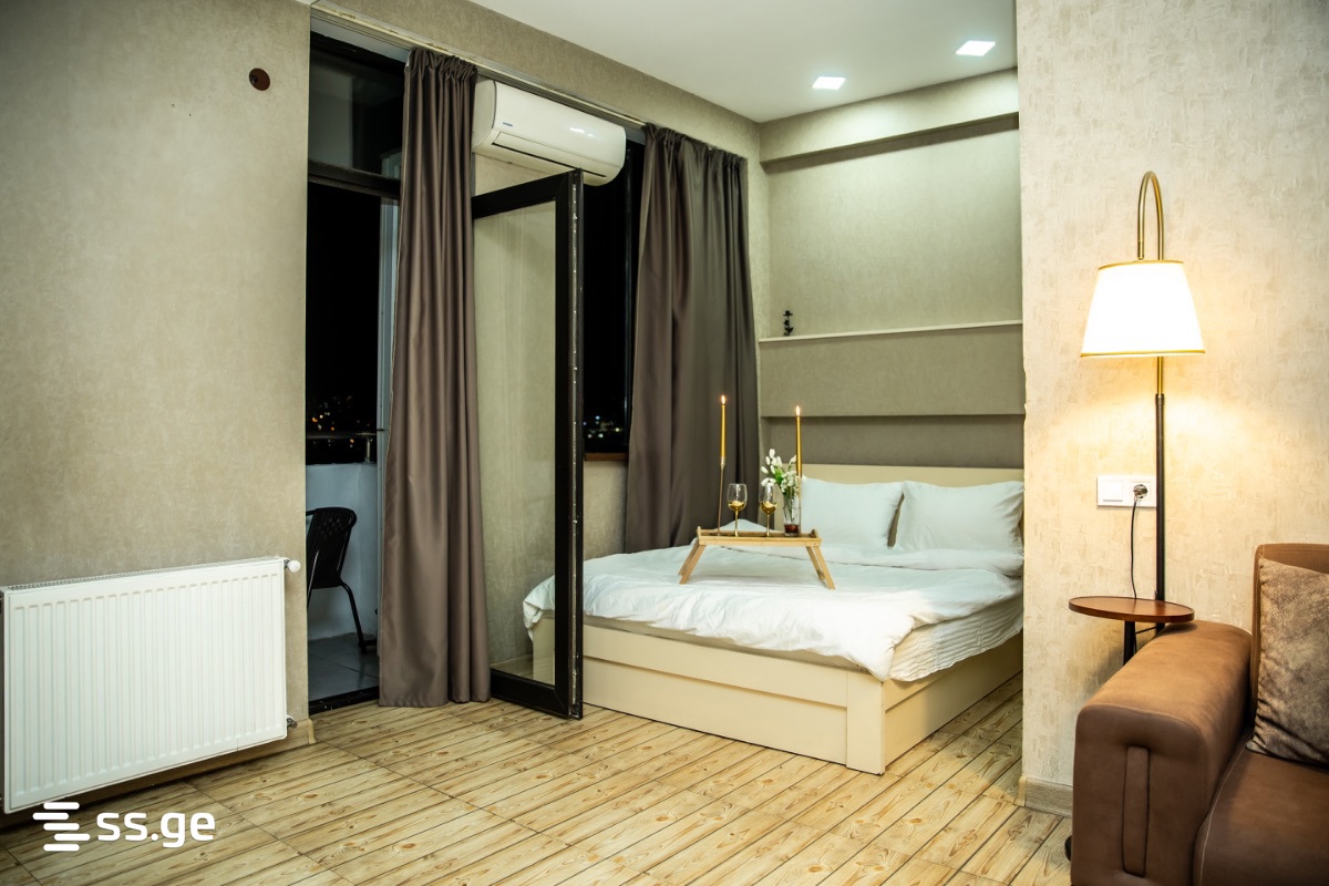 1 Room Flat Daily Rent. Avlabari view 4