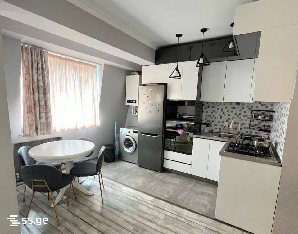 2 room Flat For Rent. Batumi - Vista 6