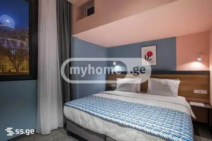 22 Room Hotel For Rent. Vera view 23