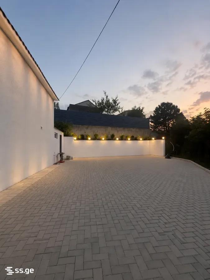 6 Room Private House For Sale view 8