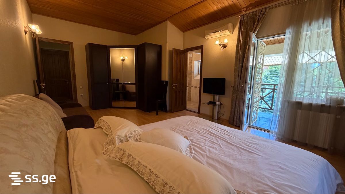7 Room Private House For Sale view 14