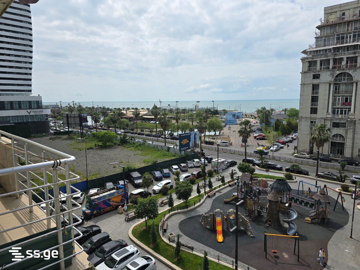 1 room Flat Daily rent. Batumi - Bild 2