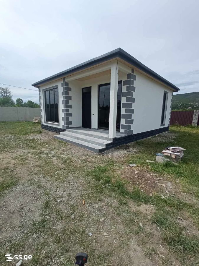 3 Room Private House For Sale view 1