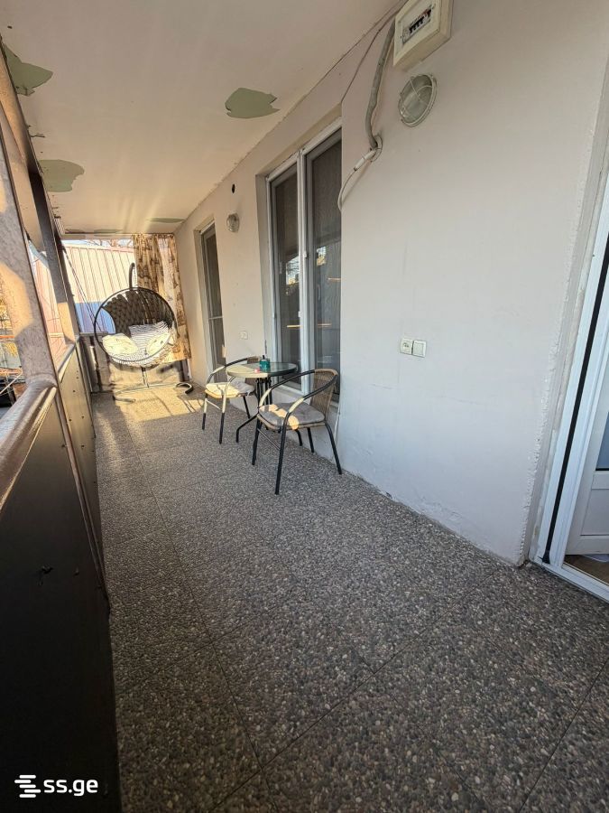 8 Room Private House For Sale view 10