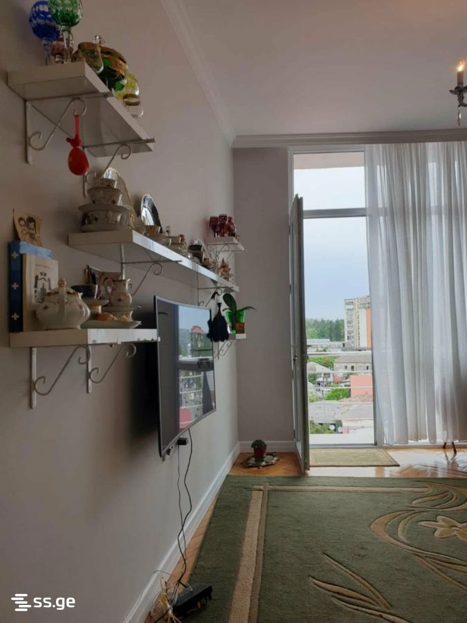 2 Room Flat Daily Rent. Qala view 6