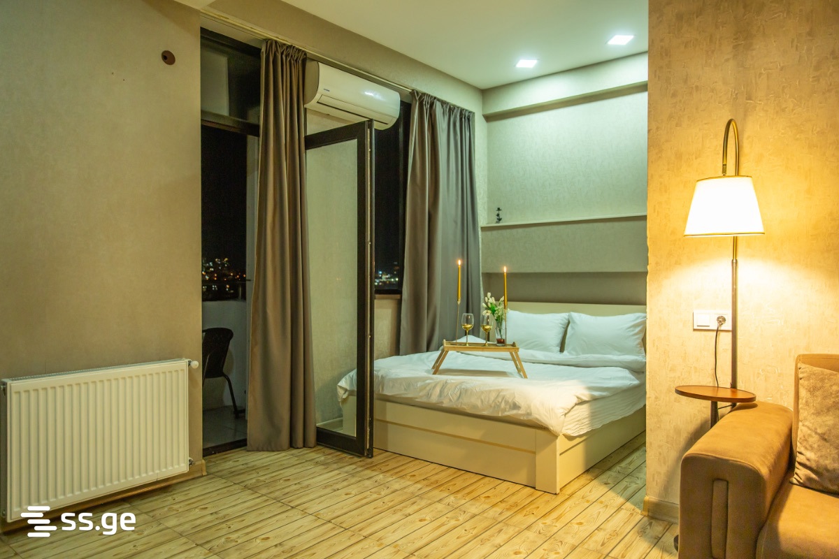 1 Room Flat Daily Rent. Avlabari view 11