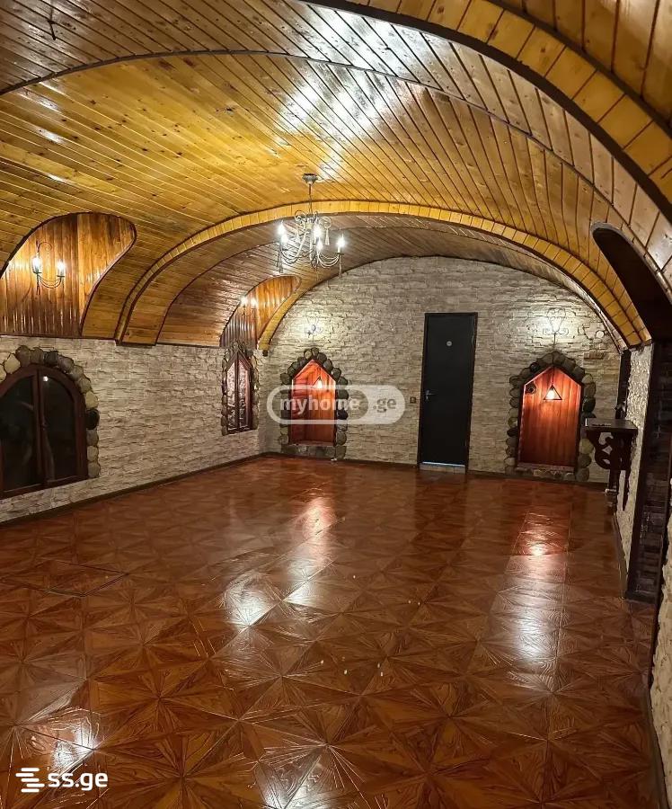Commercial Space For Sale. Avlabari view 1