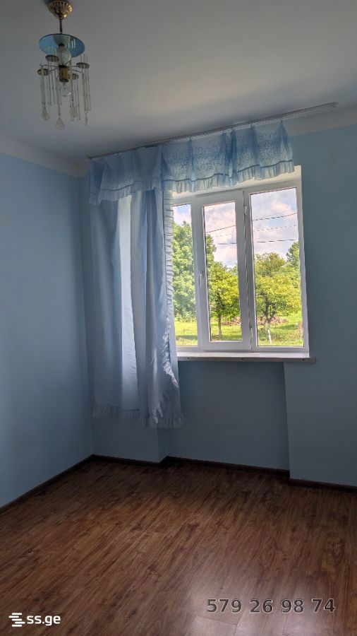 3 Room Flat For Sale
