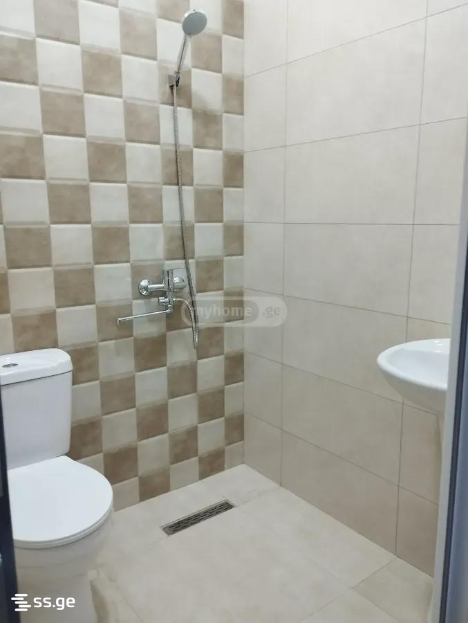 1 Room Private House For Rent. Gldani view 5
