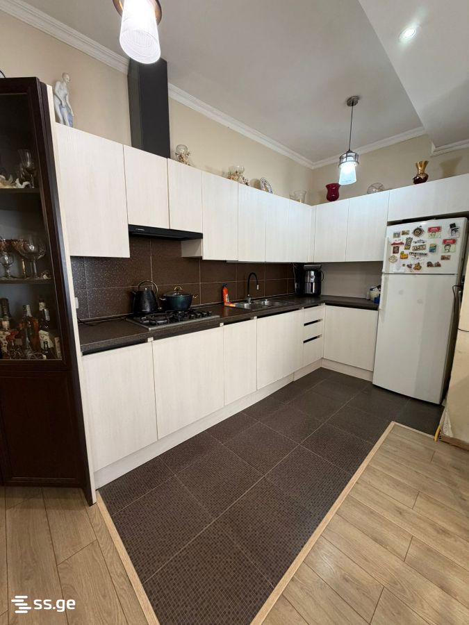 8 Room Private House For Sale, 4 of 4