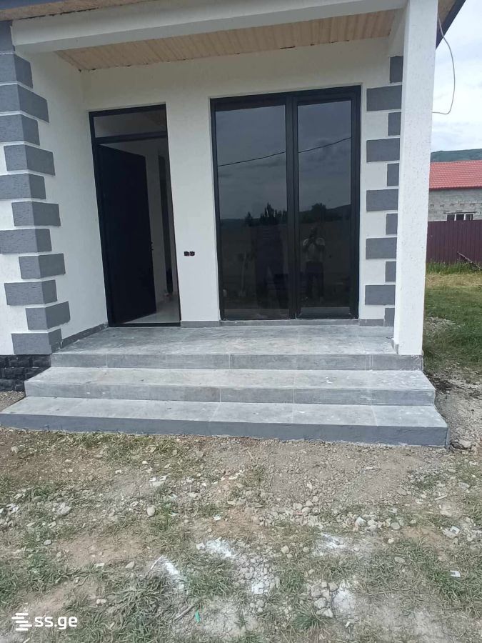 3 Room Private House For Sale view 2