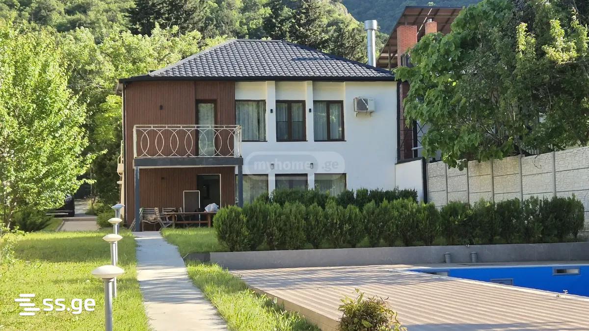 7 Room Summer Cottage For Rent. Mtskheta view 2
