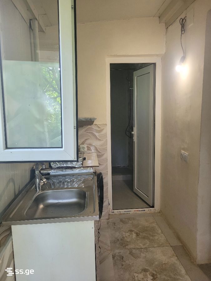 1 Room Private House For Rent. Mukhiani view 6