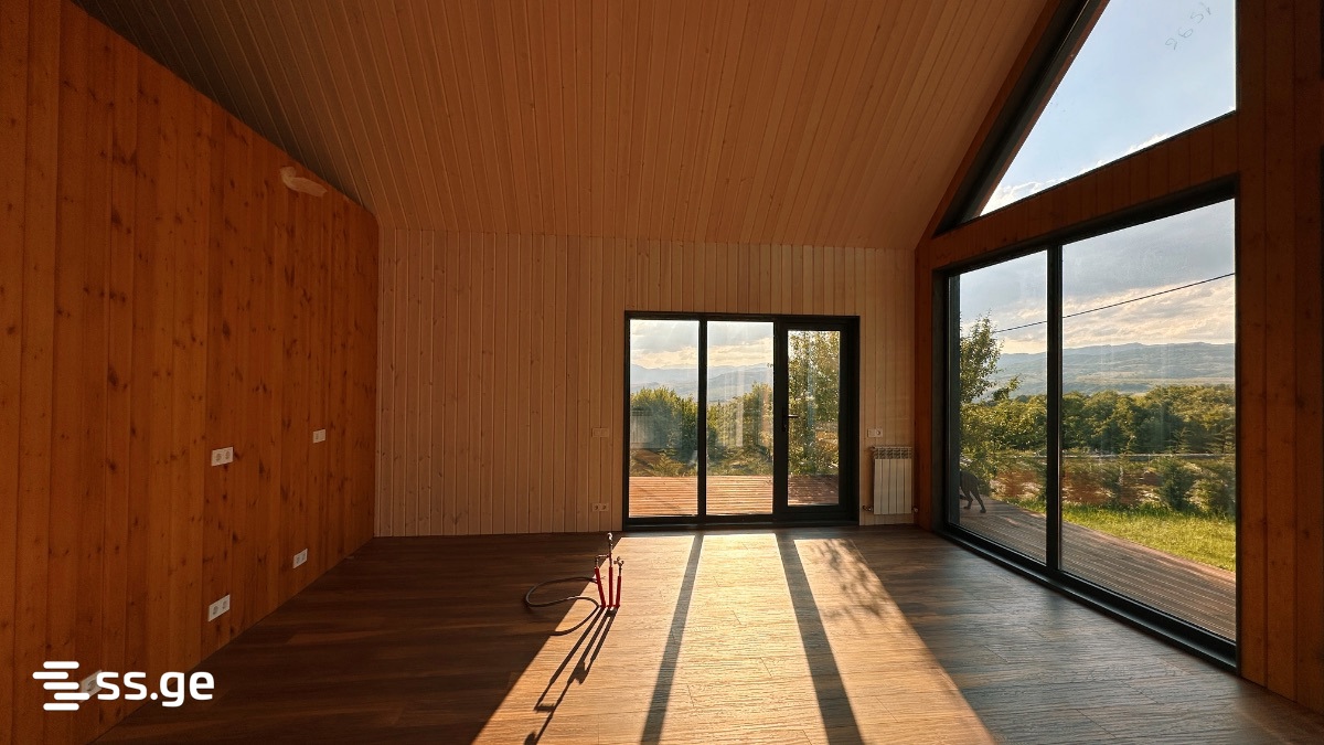 3 Room Summer Cottage For Sale view 5