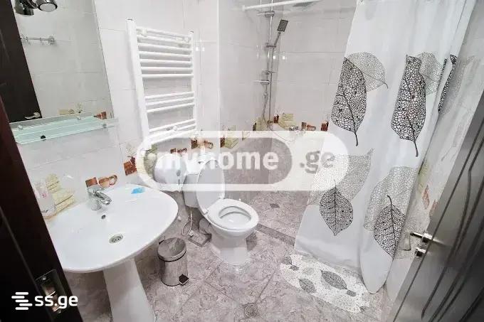12 Room Hotel For Rent. Mtatsminda view 22