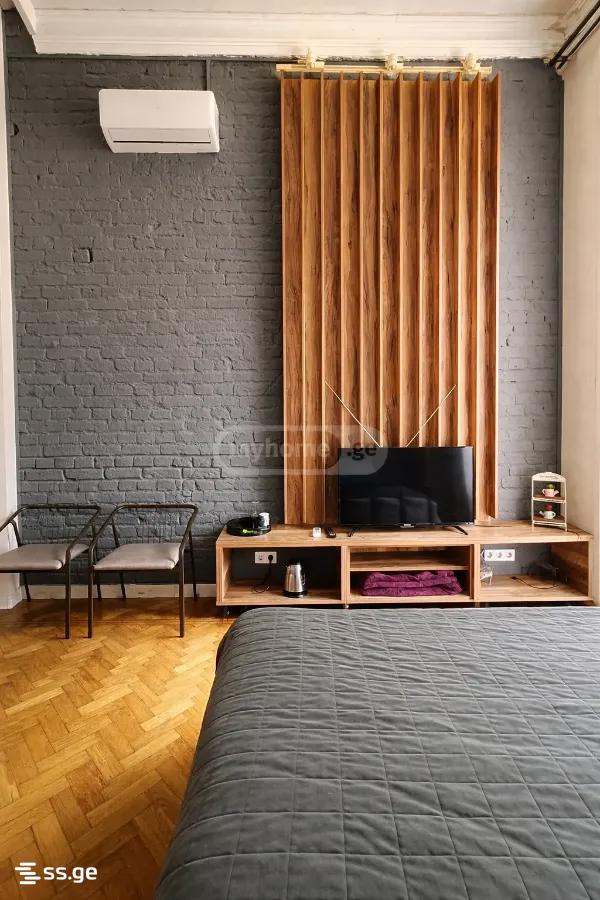 1 Room Flat Daily Rent. Chugureti view 1