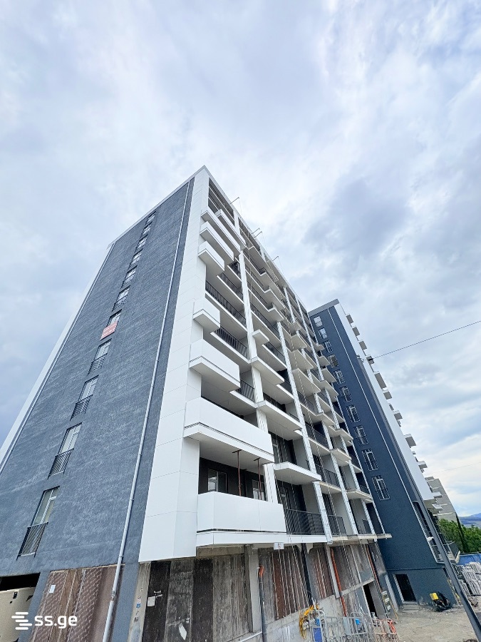 4 room Flat For Sale. Vashlijvari - Widok 3