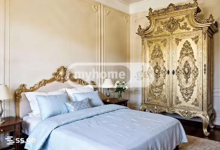 13 Room Hotel For Rent. Sololaki view 8