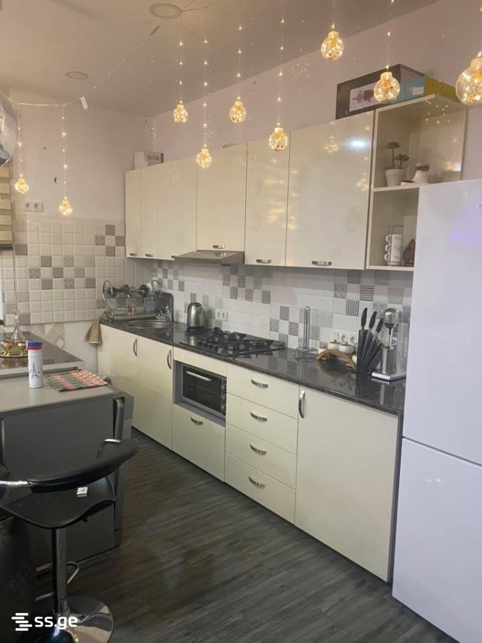 6 Room Private House Daily Rent. Martkofi view 9