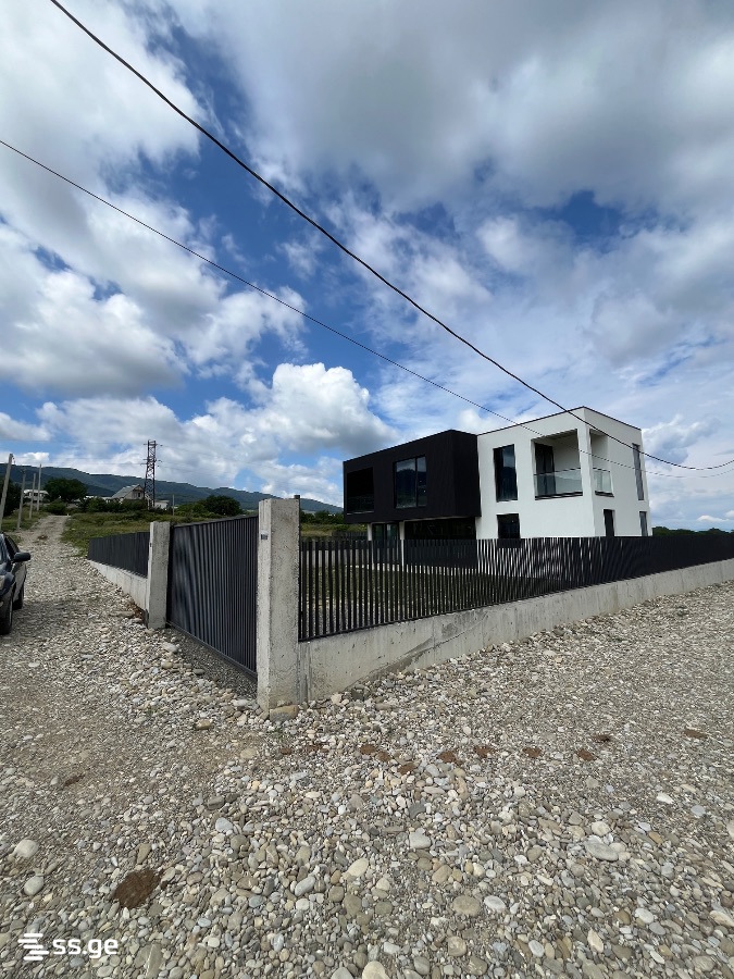 5 Room Private House For Sale view 5