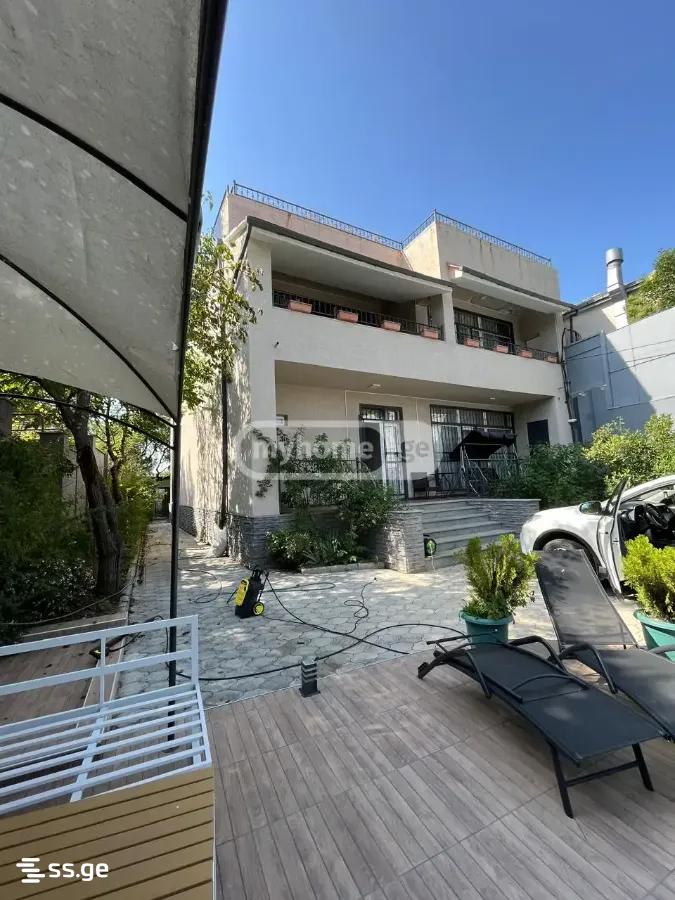 5 Room Private House For Rent. Tabakhmela view 2