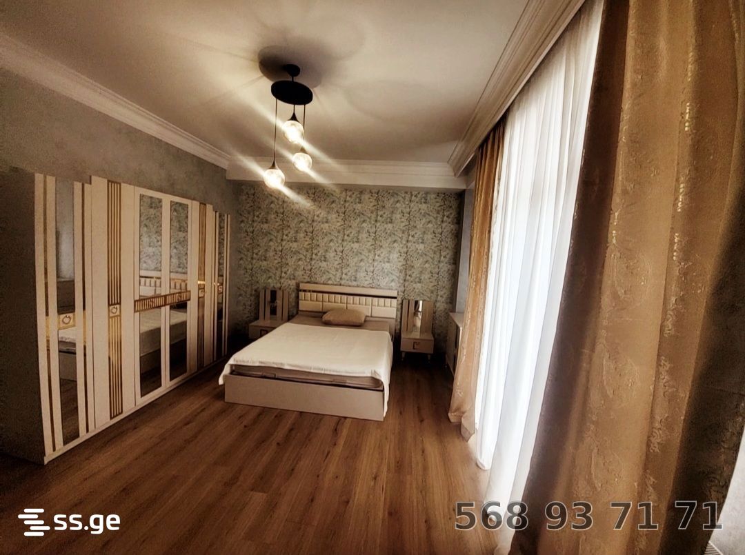 3 Room Flat Daily Rent. Vake view 4
