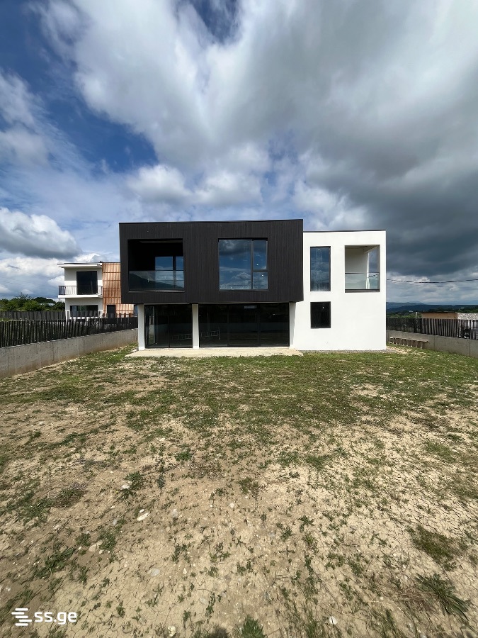 5 Room Private House For Sale, 2 of 4